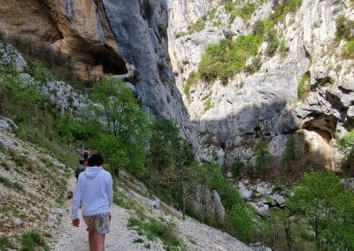 randonnee sur le chemin martel dans les gorges du verdon