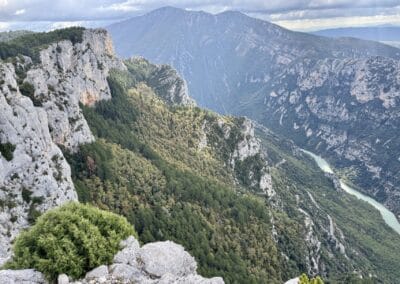 vu sur le verdon à partir du belvédère du col de plein voir