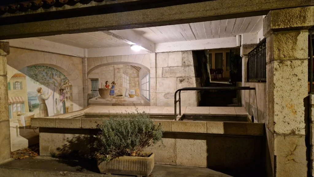 villa OVerdon photo en plus – lavoire de nuit d aiguines