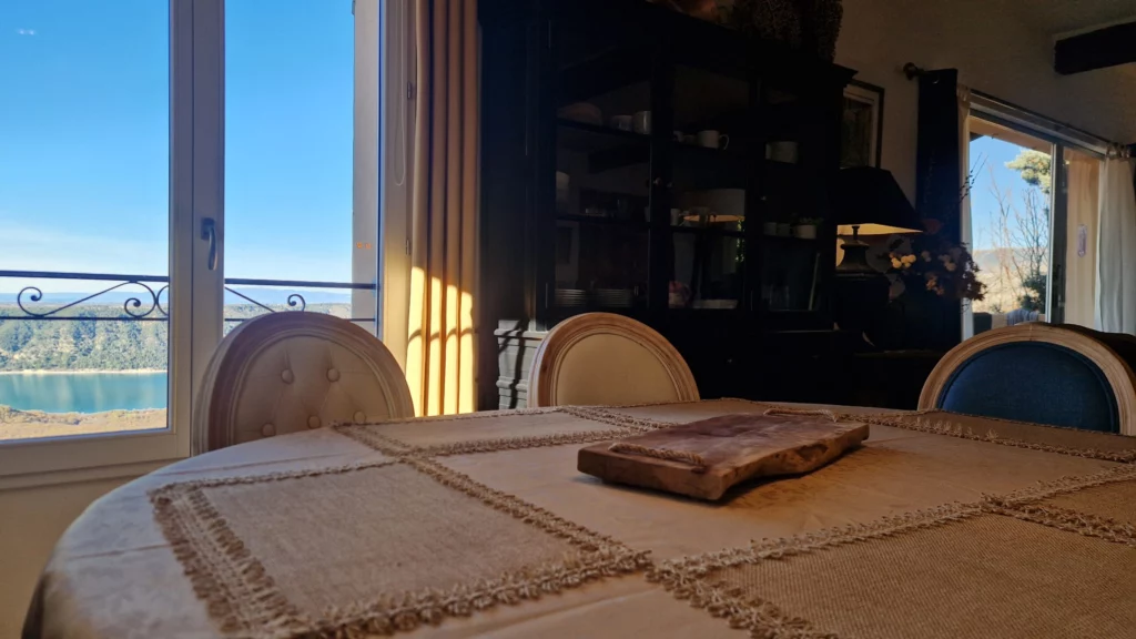 villa overdon-coin repas intime bis