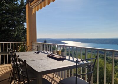 Villa OVerdon extérieur façade principale, location vacances Verdon