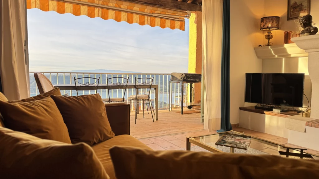 villa overdon – salon ouvert