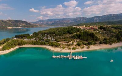 Base nautique des Salles-sur-Verdon sur le lac Sainte-Croix