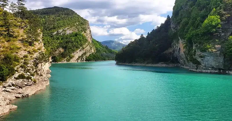 Lac de Castillon — Gorges du Verdon