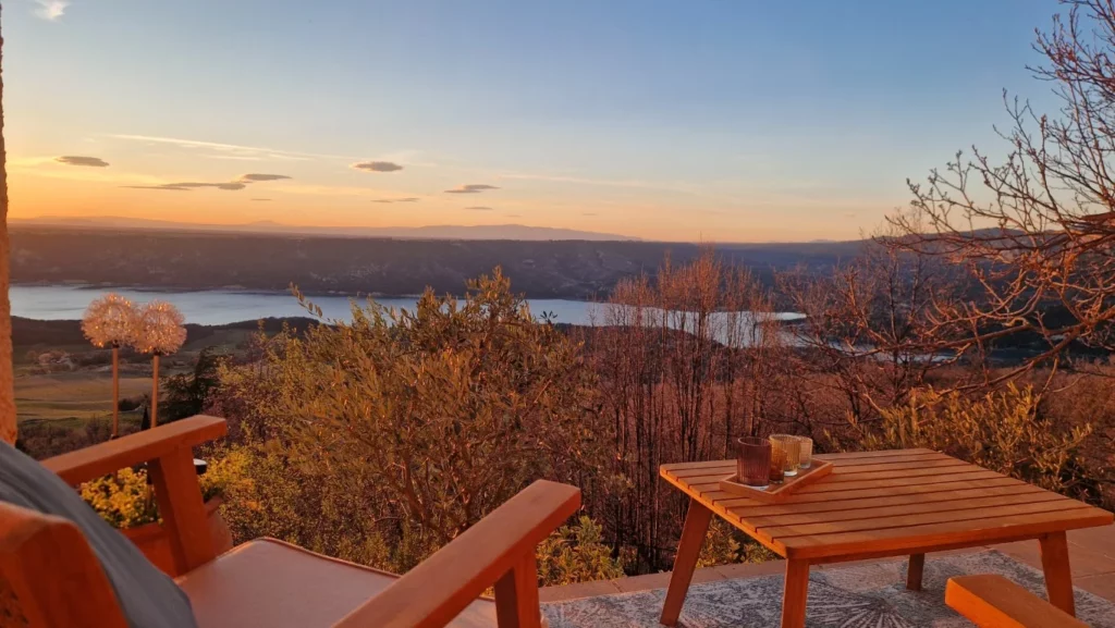 villa-overdon-terrasse-panorama-coucher-soleil-gorges-verdon